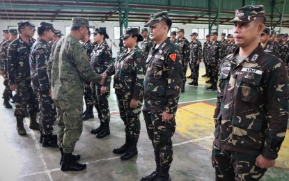 <p><strong>DEPLOYED.</strong> Brigadier General Dinoh Dolina, commander of the Army’s 3<sup>rd</sup> Infantry Division, leads the send-off of the 94<sup>th</sup> Infantry Battalion troops to Negros Island on Wednesday (June 6, 2018). <em>(Photo courtesy of Philippine Army, 3<sup>rd</sup> Infantry Division)</em></p>